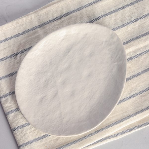 پیش دستی دفرمه سفید