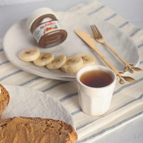 پیش دستی دفرمه سفید