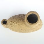 گلدان و شمعدان طرح تکسچر قهوه ای