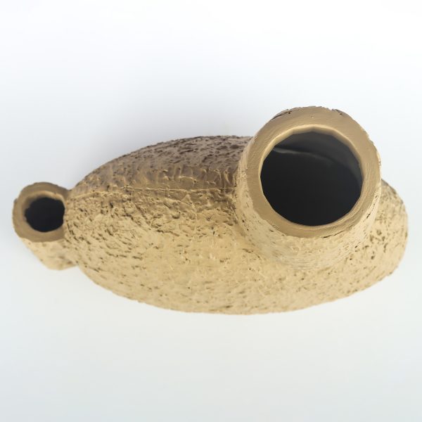 گلدان و شمعدان طرح تکسچر قهوه ای