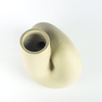 گلدان مینیمال مدل پیچ کرم