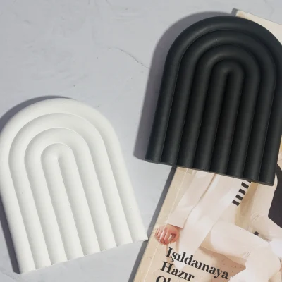 استند پینترستی رنگین کمان مشکی