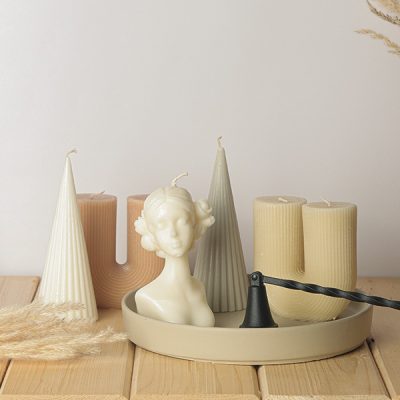 شمع دکوراتیو مدل یو - U