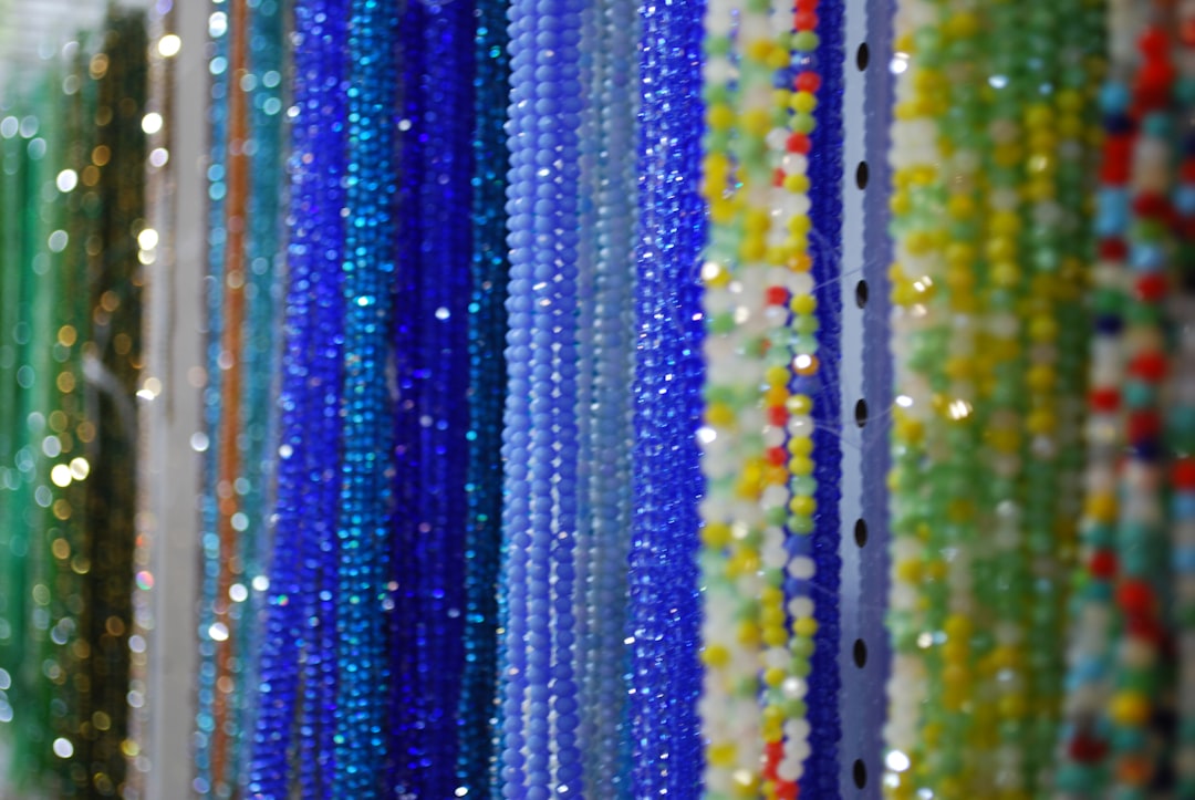 decorative-accessories-1748384366